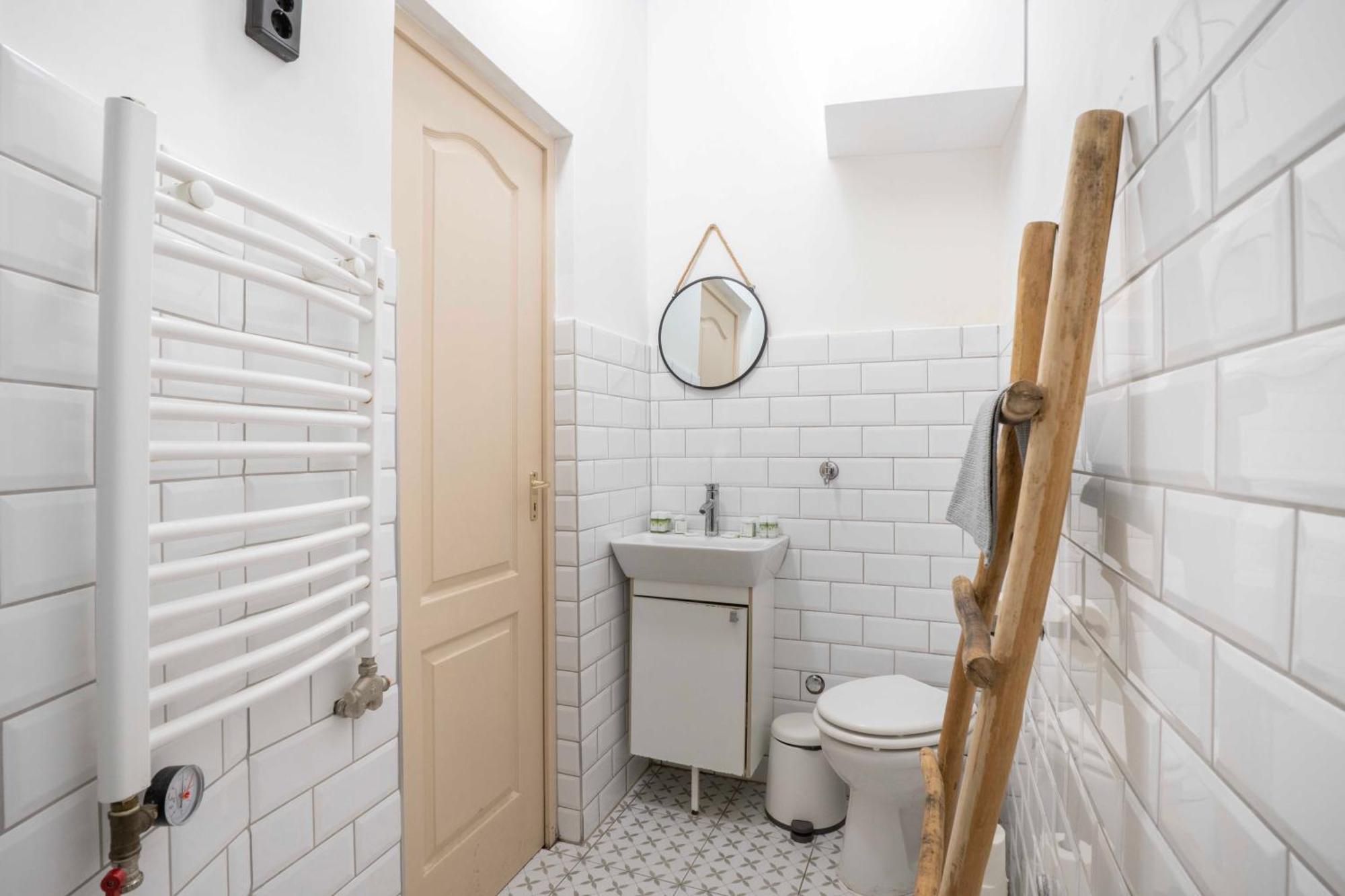 Lovely Apartment In Party Street Ka10 Βουδαπέστη Εξωτερικό φωτογραφία